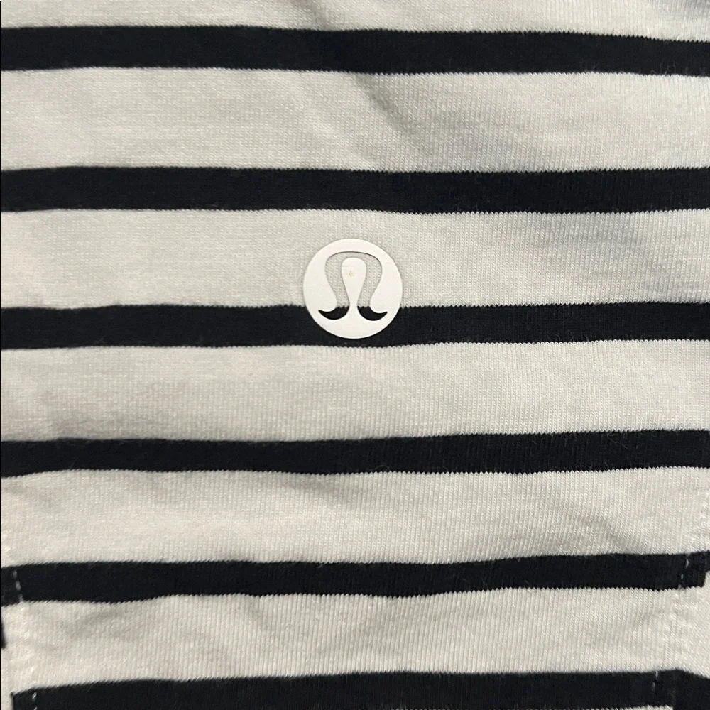 Lululemon LOVE TANK TOP - Picture 4 of 6